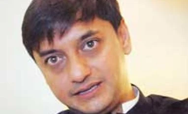 One should not expect an immediate boost to the economy: Sanjeev Sanyal Sanjeev Sanyal