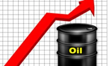 Oil's bull run hides a deep disconnect, traders warn