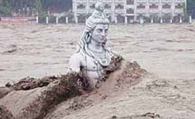 Govt in knots over dams in Uttarakhand