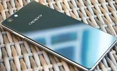 Oppo R1: Chinese, but not cheap