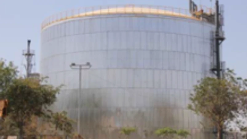 Uhde India commissions IFFCO's cryogenic ammonia tank Uhde India commissions IFFCO's cryogenic ammonia tank