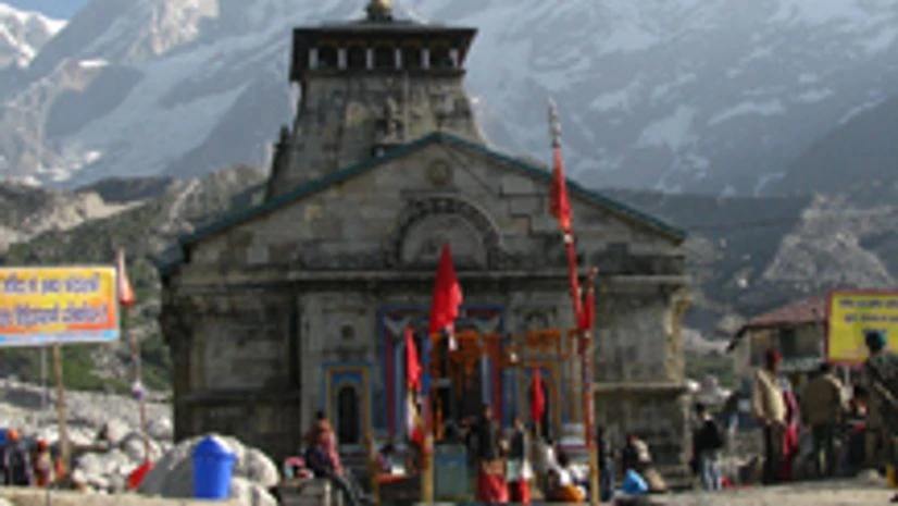 Incessant rains lash Uttarakhand; Chardham yatra halted temporarily Incessant rains lash Uttarakhand; Chardham yatra halted temporarily