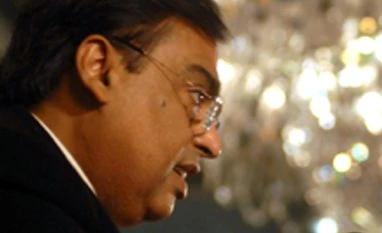 RIL, ITC underperform in post-poll rally