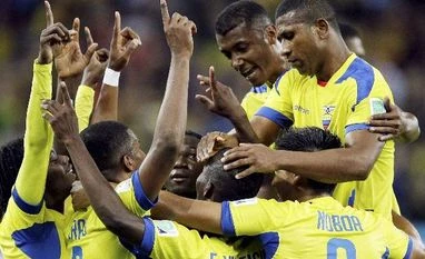 Valencia double gives Ecuador 2-1 win over Honduras