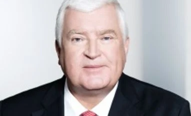 Evonik Industries plans to reorganise the group structure