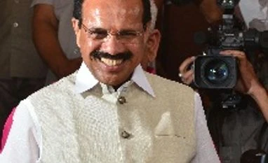 Thrust on PPP, FDI to improve rail infra, create jobs: Industry