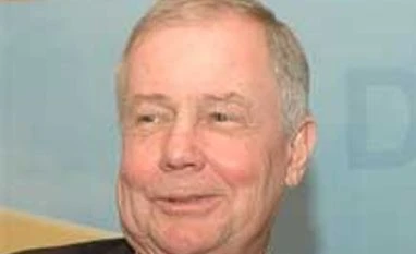 I am still in wait-and-watch mode on India: Jim Rogers