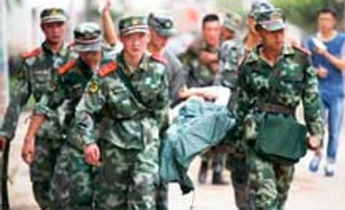 China quake: Toll nears 600; 4,200 people evacuated