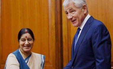 After meeting Swaraj, Hagel to meet other key Indian leaders