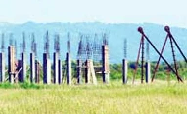 States' wish list puts govt in a bind over land law