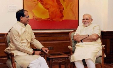 Shivraj extends Global Investors Meet invitation to Modi