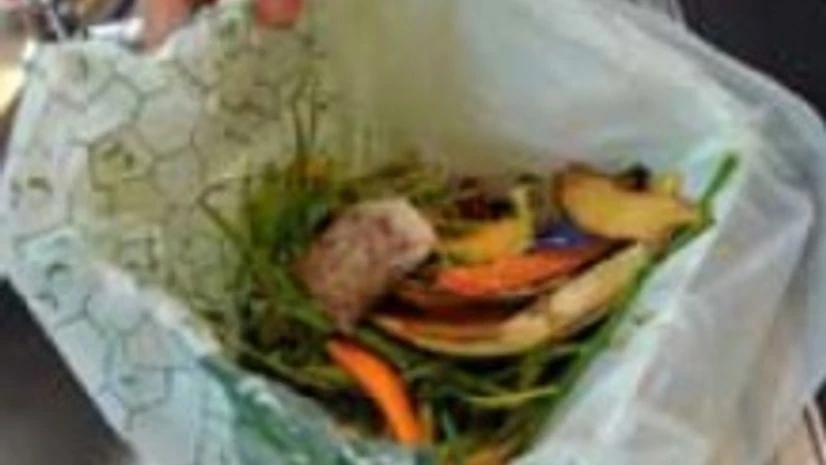 Compostable waste bag made from BASF’s ecovio Compostable waste bag made from BASF’s ecovio