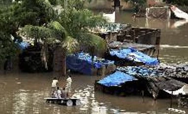 Over 11,000 shifted in Vadodara, Army called in