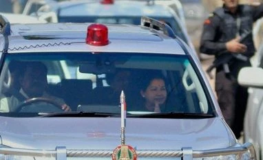 Jayalalithaa to move Karnataka HC for bail