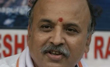 Re-conversion to continue till Centre bans the practise: VHP