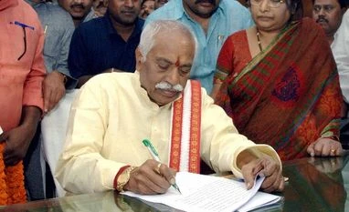 Amendment Bills for 2 Labour Acts likely to be placed in Parliament Bandaru Dattatreya taking charge as the Minister of State (Independent Charge) for Labour and Employment, in New Delhi