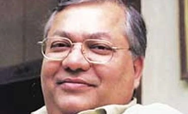 Bottler Ravi Jaipuria to raise $300 mn by '16 Ravi Jaipuria