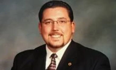 Mayor vows to rebuild riot-torn US town of Ferguson