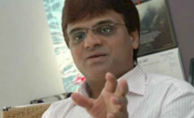 Large cap PSU banks may be a good buying opportunity: Deven Choksey Deven Choksey