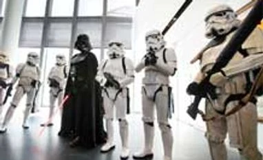 Disney takes 'Star Wars' online for young viewers