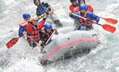 Uttarakhand HC bans river rafting, paragliding till new policy is framed river rafting