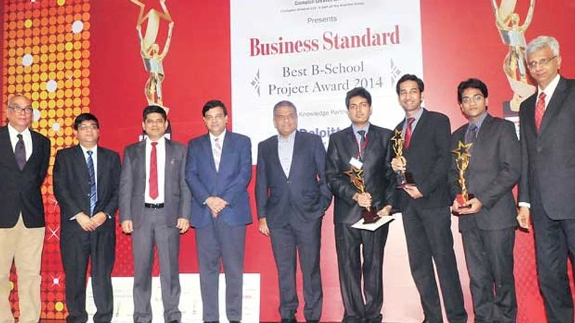 Rediff.com Founder & CMD Ajit Balakrishnan, Deloitte Support Services Director Sandeep Chandola, Crompton Greaves EVP & Global HR Head Sanjay Singh, Reserve Bank of India Deputy Governor Urjit R Patel, RGF Executive Search MD R Suresh, IIT-Kharagpur’ Rediff.com Founder & CMD Ajit Balakrishnan, Deloitte Support Services Director Sandeep Chandola, Crompton Greaves EVP & Global HR Head Sanjay Singh, Reserve Bank of India Deputy Governor Urjit R Patel, RGF Executive Search MD R Suresh, IIT-Kharagpur’