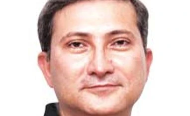 From astrophysics to running a virtual Karol Bagh Sanjay Sethi