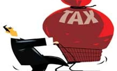 Maharashtra govt mulls policy to impose VAT, entry tax on import of sand