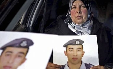 Jordan executes Al Qaeda terrorists after IS kills pilot