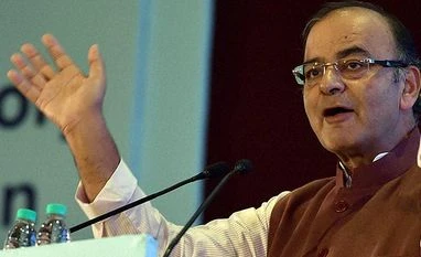 Jaitley shows the path to <i>acche din</i> for the middle class