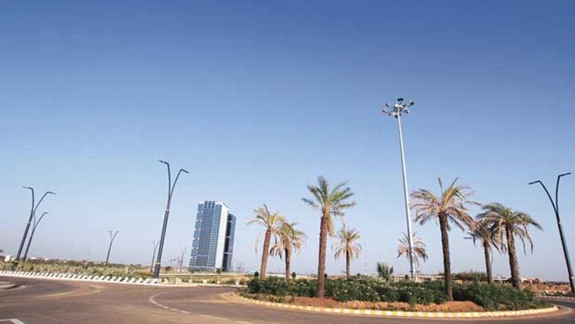 Govt proposes to replace existing SEZ law with new legislation