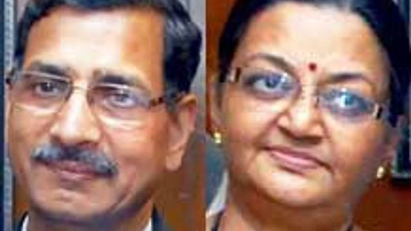 A K Mital, Rajalakshmi Ravikumar A K Mital, Rajalakshmi Ravikumar