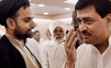 Opposition, NGOs assail Maharashtra govt's move to scrap quota for Muslims