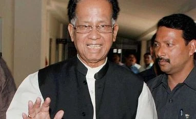 Take up dam issue with China, Gogoi urges PM
