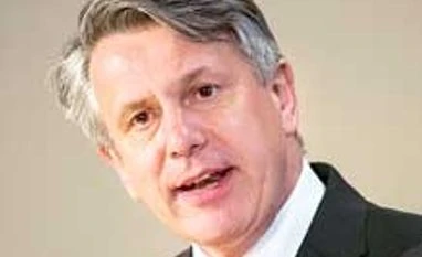 Shell-BG deal puts pressure on big oil to consolidate again Ben van Beurden