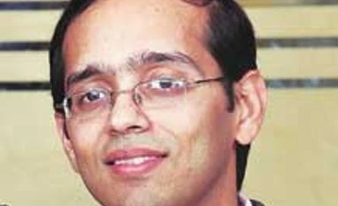 Why are oil prices fluctuating?