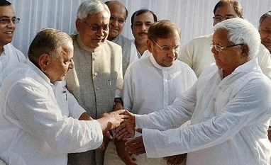 The vanquished unite: 6 Janata parivar parties announce merger