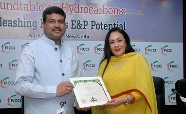 Subsidy exemption to state-run oil companies may continue in FY16: Oil Ministry