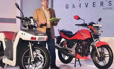 Hero MotorCorp net up 1%, beats estimates Pawan Munjal