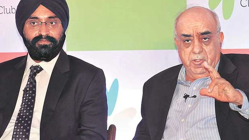 Kavinder Singh (left), MD and CEO, Mahindra Holidays, and Arun Nanda, Chairman, Mahindra Holidays and Resorts India, at a press conference in Mumbai on Tuesday Kavinder Singh (left), MD and CEO, Mahindra Holidays, and Arun Nanda, Chairman, Mahindra Holidays and Resorts India, at a press conference in Mumbai on Tuesday