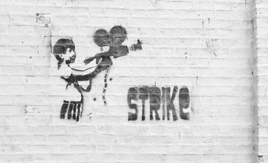 FTII students end relay hunger strike; talks with govt on Sep 29 A graffiti by the protesting students of FTII Photo Credit: From The Fight Club Blog