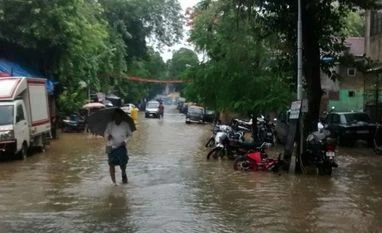 Rains in Mumbai after dry spell, suburban services hit