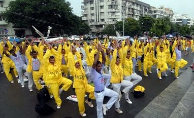 'Yoga might help become better dads' 'Yoga might help become better dads'