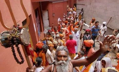 Plea in Supreme Court for live Amarnath darshan through internet and TV Amarnath Yatra