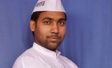 AAP MLA Manoj questioned by Delhi Police in land grabbing case Manoj Kumar, AAP
