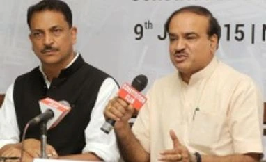 Ministries of Chemicals and Skill Development ink three MoUs