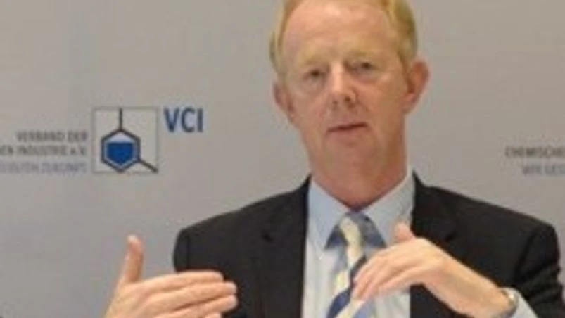 Chemical sales in Germany up 0.5% in H1 2015, chemical prices down 3% Chemical sales in Germany up 0.5% in H1 2015, chemical prices down 3%