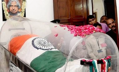 Former President Abdul Kalam's body flown to Rameswaram