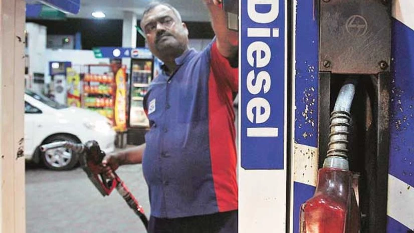 India may halt diesel imports, deal with private refiners, sources say India may halt diesel imports, deal with private refiners, sources say