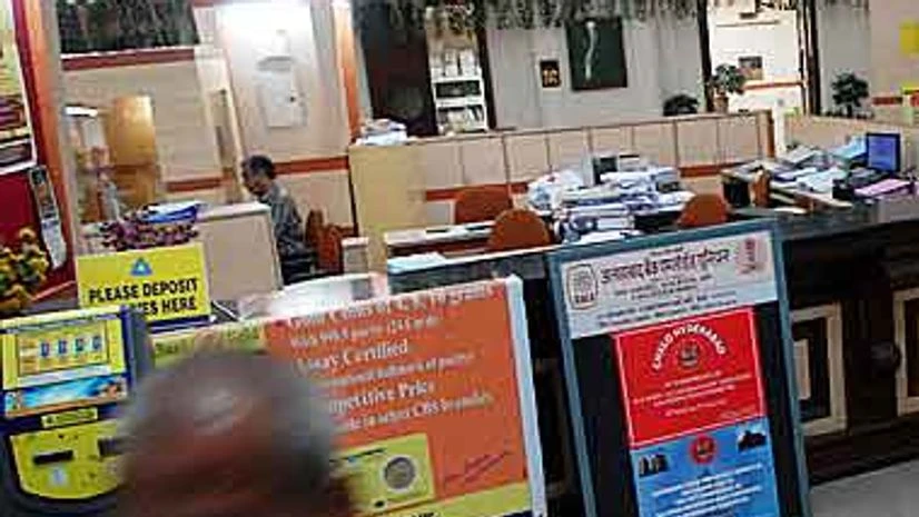 Allahabad Bank reports a loss of Rs 486 crore on higher NPA, provisions Allahabad Bank